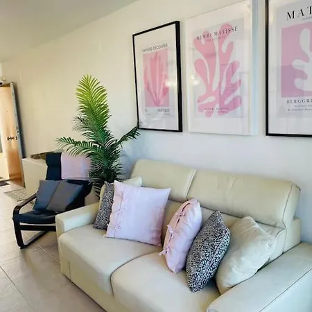 Apartment Seas The Day! Marina View